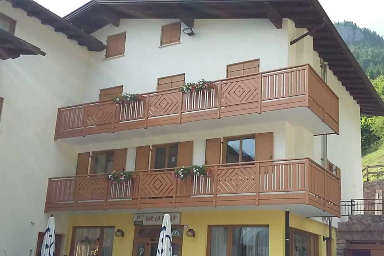 Chalet La Perla Молвена Екстериор снимка